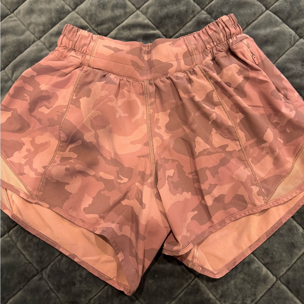 Lululemon shorts, size 4 tall